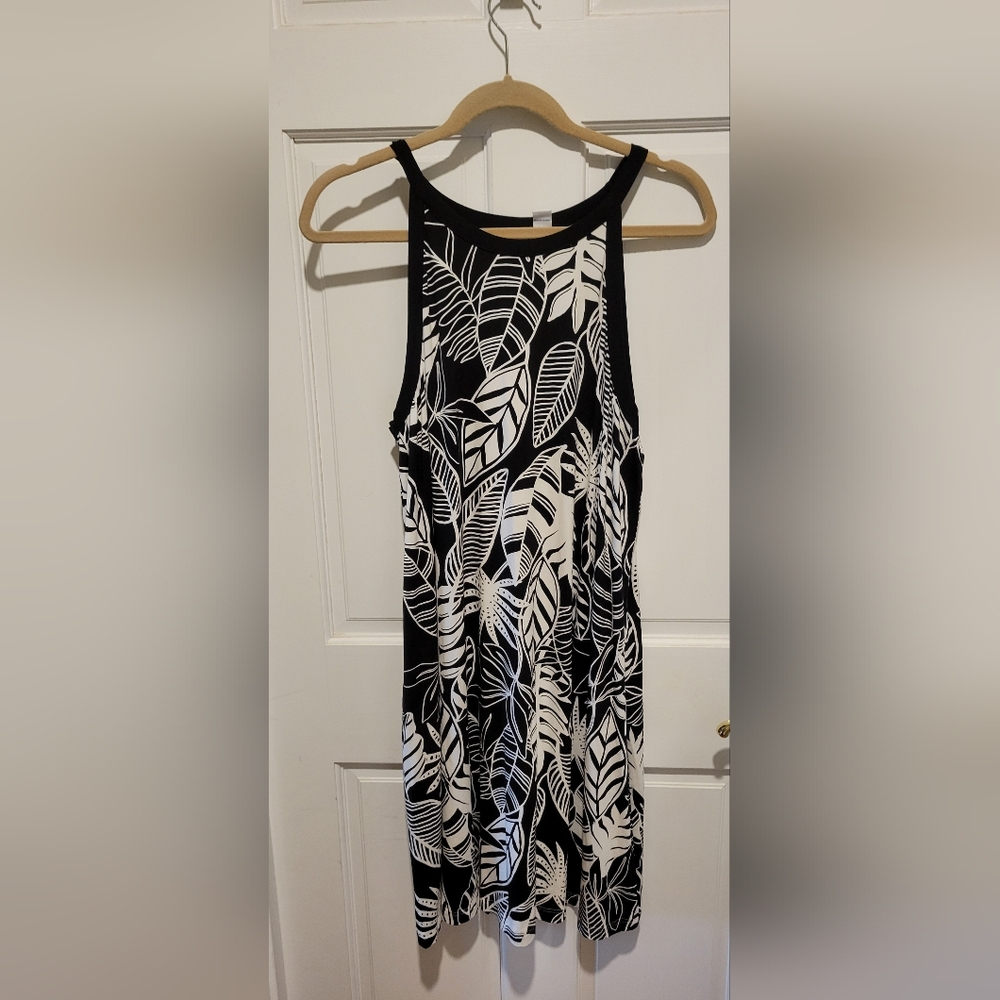 Old Navy Black and White Leaf Print Tank Dress
